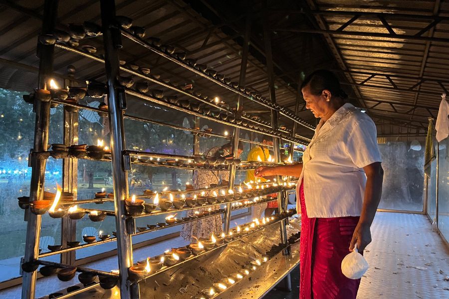 Vist to a Chena hut near Yala Park Sri Lanka